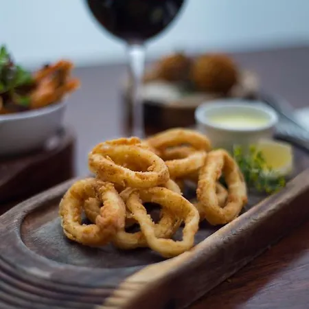 Πανδοχείο Black Cat 3*